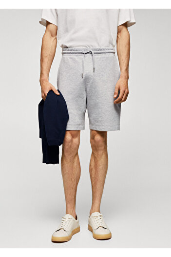 MANGO Man Hellgraue Herren-Shorts 57000771