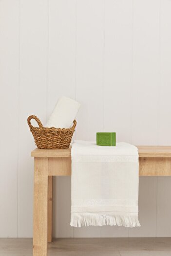 Fiesta Velvet Etamine Fringed 2-Piece Hand Towel 50x90 - Cream
