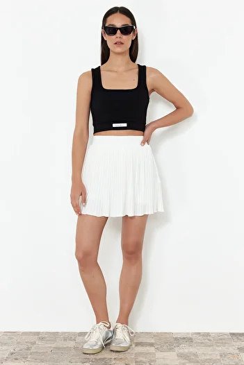 Trendyol Collection White Regular Elastic Waist Pleated Stretchy Mini Skirt with Shorts TWOSS24ET00192