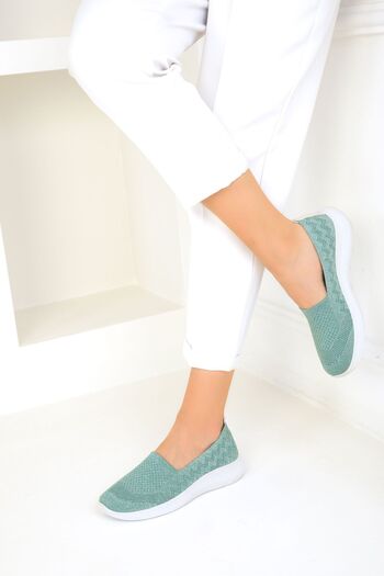 SOHO Green Women's Sneaker 19200