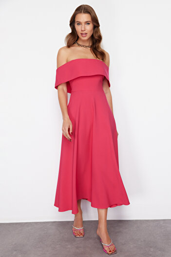 Trendyol Collection Βραδινό φόρεμα μίντι φούξια γιακά Carmen - A-cut Woven TPRSS24EL00210