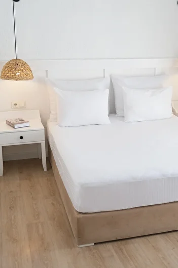 Lawon ملاءة سرير فندقية من الساتان القطني المزدوج من سلسلة طوكيو 83 خيط 240*280 سم
