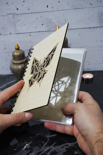 markcat Unlined Notebook with Butterfly Figure with Wooden Cover - for Diary and Agenda - A5 Memory Book
