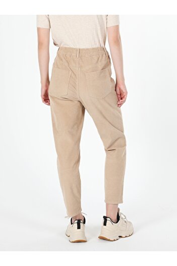 Colin's Beige Women's Trousers - Cl 1061062   Model