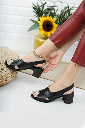 Akgün Terlik Black Genuine Leather Women's Heeled Sandals
