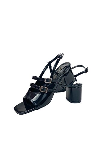 bescobel Black Patent Leather Fonka Women's Sandals - Low Heel and Buckle Detail, 5 cm