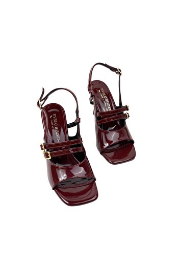bescobel Woman's Panka Burgundy Patent Leather Thin Heel Shoe Sandal 8 CM