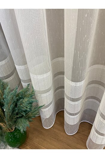 Brillant Modern Slub 2 Rows Band 1/2,5 Pleat - Ecru/Silver Glitter Tulle Curtain