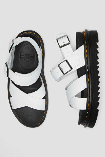 Dr. Martens Bílá vodní energie Voss II