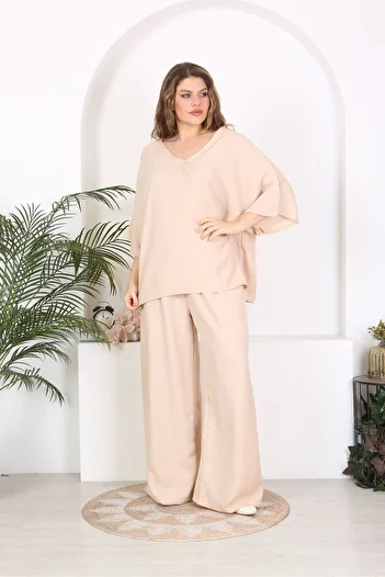 Butik Nilyam Sofia Linen Set - Plus Size, Backless Trousers and Blouse 24004