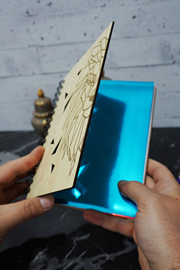 markcat Unlined Notebook with Wooden Cover and Lion Figure - Daily Agenda - A5 Memory Book