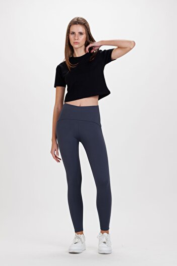 Ecrou Black Lycra Ribbed Women's Crop T-Shirt - Crew Neck