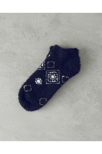 English Home Aria Women's Black-White Plush Socks