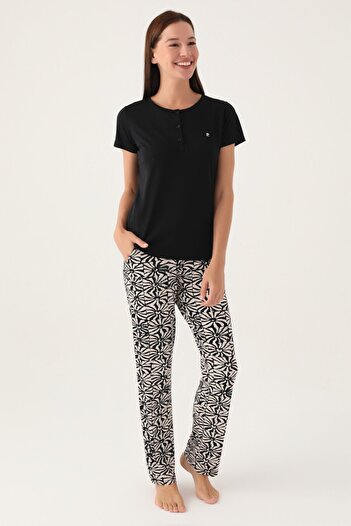 Pierre Cardin 8788 Model Buttoned Women's Short Sleeve Pajamas Set
