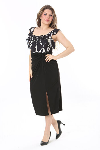 Şans Μαύρο φόρεμα με σχισμή Plus Size - 65N37989
