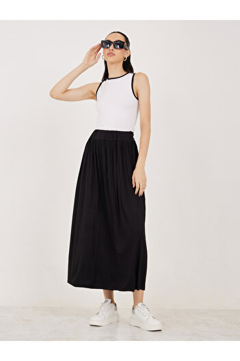 Take Two By Styli Solid Plisse Detail Elastic Waistband Midi Skirt