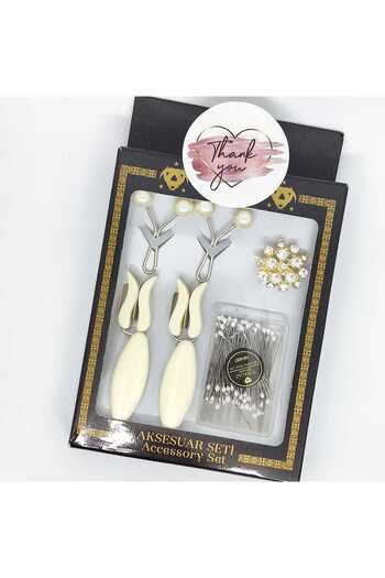 Design Show Set of 8 - Pin Scarf and Shawl Pin Clip