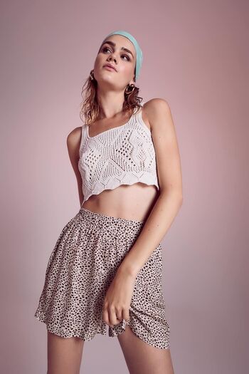 DeFacto Round Neck Crop Crochet Tank Top - Knitted Y8987az22sm