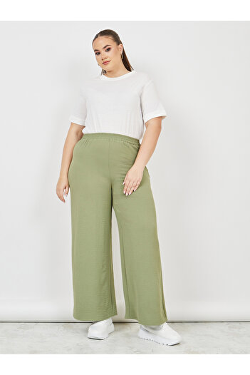 Styli Plus Textured High Rise Wide Leg Pants