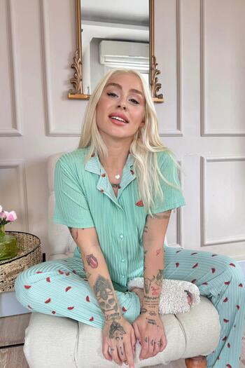 Pijamaevi Green Watermelon Patterned - Chain Buttoned Short Sleeve Women's Pajamas