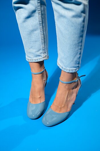 LuviShoes BLUES Mavi Rugan Yuvarlak Burun Bilekten Bağlamalı Kadın Yüksek Topuklu Ayakkabı