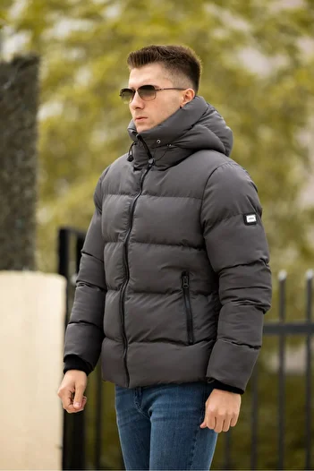 OHEPMODA Men's Winter Puffer Jacket - Water and Windproof, Hooded and Fur Lined