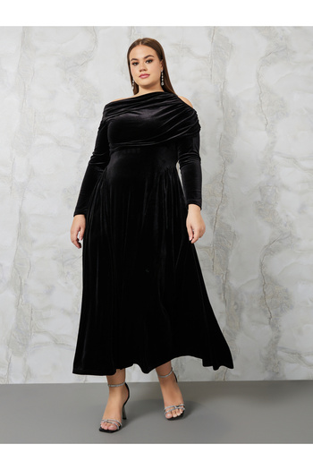 Styli Plus Asymmetric Neck Gathered Velvet Maxi Dress