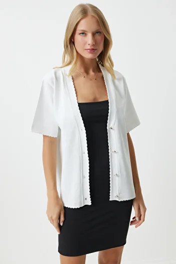 Happiness İstanbul White Stylish Knitwear Cardigan - Buttoned, Seasonal, OW00043