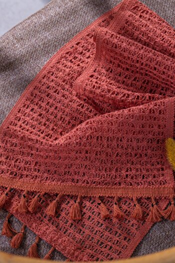 vivamaison Red Cotton Lace Runner - 35x150 Cm Tablecloth