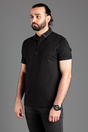 ZEKİ ÖZER MEN'S BLACK ZIPPERED POLO NECK T-SHIRT