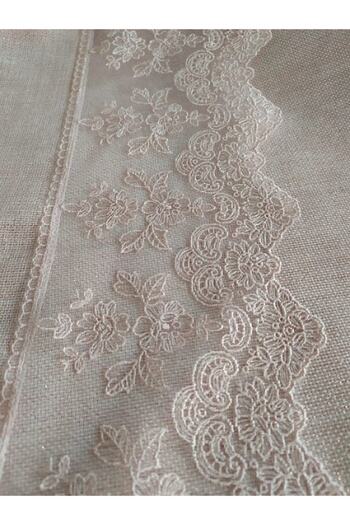 Çeyiz Bahçesi Linen Mira Tablecloth with French Laces