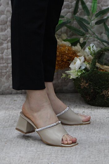 fort 6395 Model Stone Detailed Women's Heeled Slippers