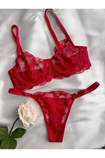 EDLİNGERİE Red Brode Bralet Set with Red Flower Detail
