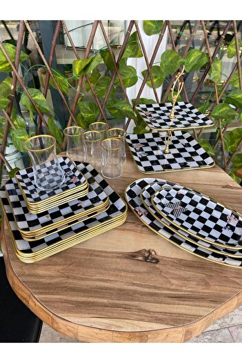 GÜRCÜGLASS Breakfast Set and Presentation Set Checkered 28 Piece Square Set
