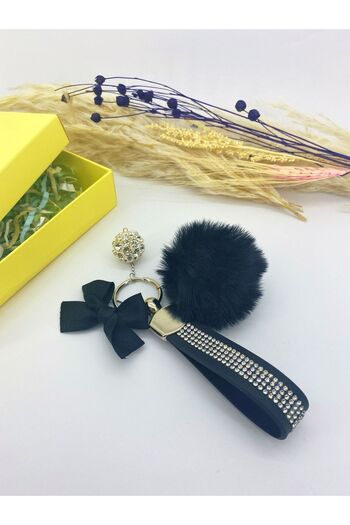 GARDENAUTO Black Stoned - Keychain Ribbon and Feather Diamond Collection