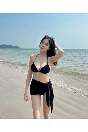 nuriçgiyim Bikini and Pareo Set