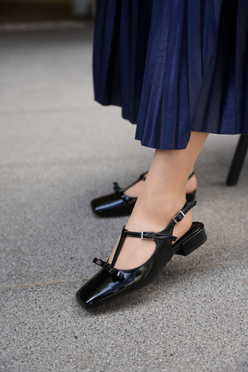LAMİNTA Black Marta Women's Ballerinas - Bow Detail