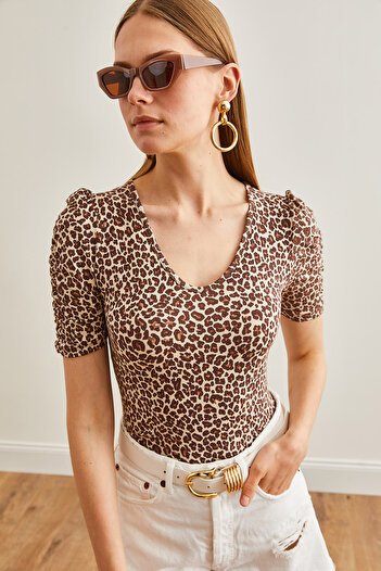 Olalook Γυναικεία μπλούζα με μπεζ Leopard Soft Modal - BLZ-19002669