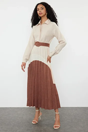 Trendyol Modest Φόρεμα υφαντό πουκάμισο - Μοτίβο σε καφέ μπλοκ TCTSS24EB00119