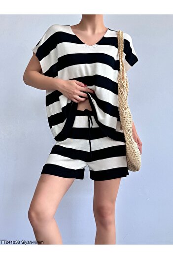 Laluvia Black-Cream Striped Suit with V-Neck Shorts
