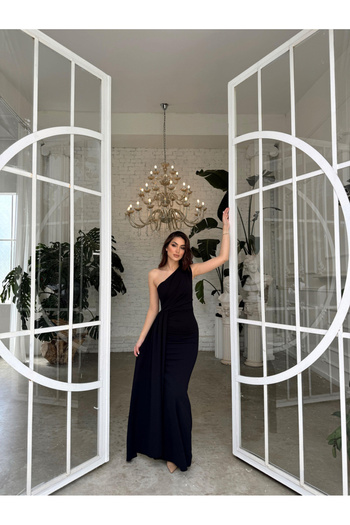 Mekafashion Black Evening Dress - Pearl Tail Detail, Model 53667