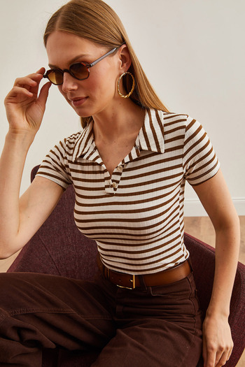 Olalook Γυναικεία μπλούζα Bitter Brown Lycra Polo Collar - Χοντρό ριγέ, με κουμπιά BLZ-19002558