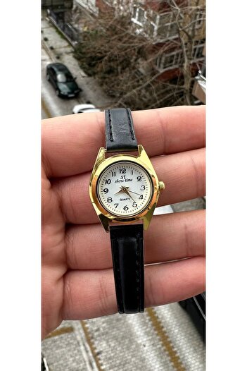 Show Time Vintage Women's Wristwatch - Leather Cord