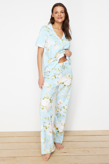 Trendyol Collection Set pijamale tricotate cu modele florale, 100% bumbac, albastru THMSS20PT0062