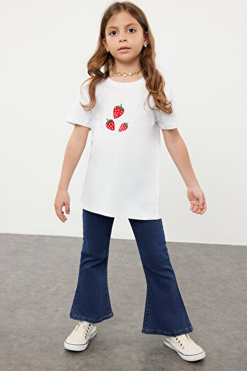 TRENDYOLKIDS Girl's Strawberry Patterned White Cotton T-Shirt - Tkdss24Ts00039