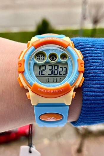 Daniel Klein Colorful Adjustable Lanyard 5 Atm Kids Wrist Watch with 6 Different Lights Dkgnct823