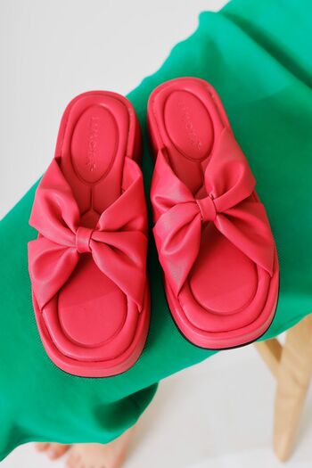 Limoya Misty Fuchsia Cross Bow Banded Thick Soled Women's Slippers