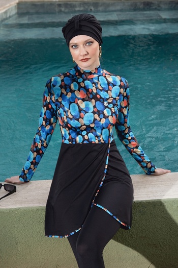 InStyle 2312 Model Black Hijab Swimsuit