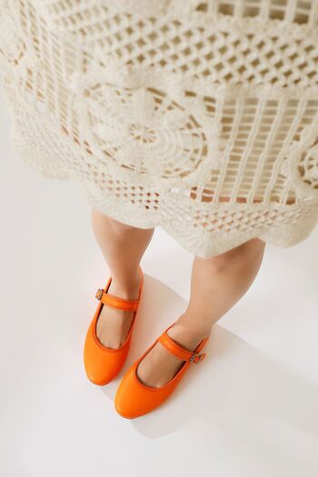 Limoya Nili Orange, Orange Single Strap Oval Toe Ballerinas, Women's Ballerina Shoes