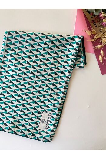 Emproyal Proline Prism Patterned Scarf